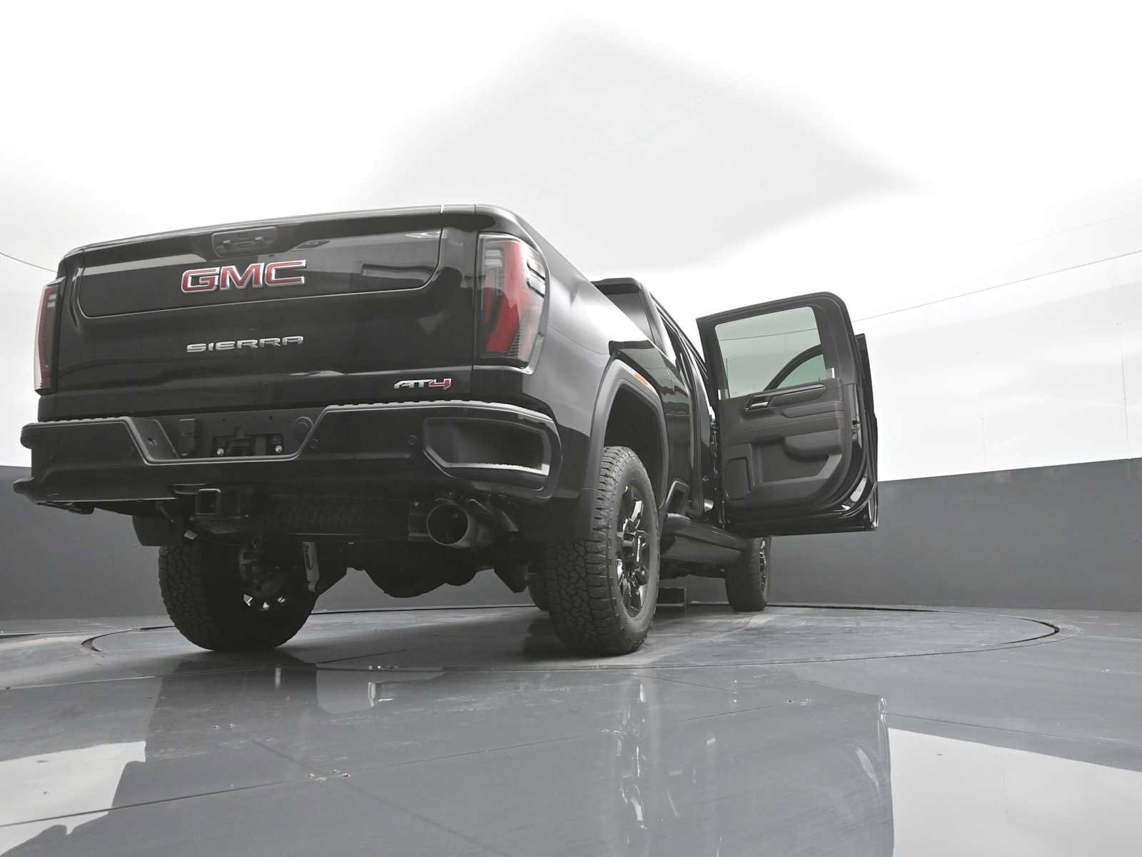New 2026 GMC Sierra 2500 AT4 w/ AT4 Premium Plus Package AWD/4WD image 45