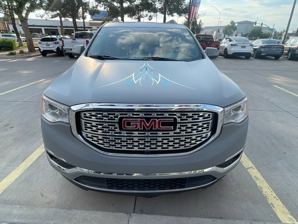 Used 2019 GMC Acadia Denali w/ Technology Package FWD image 2