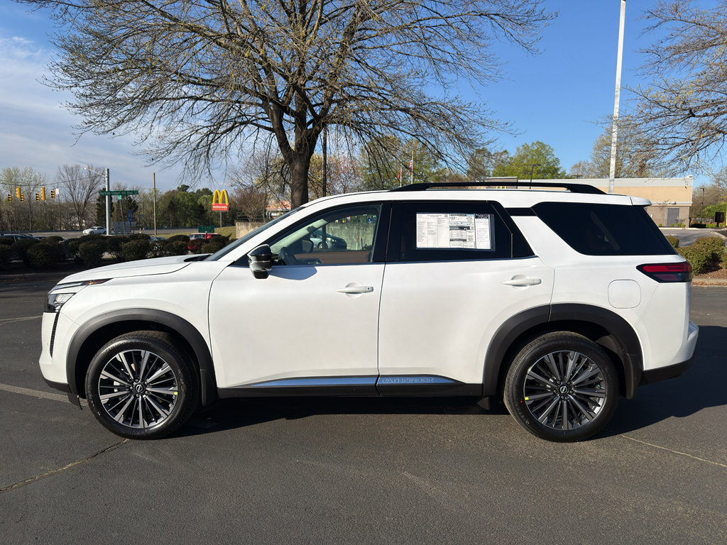 New 2026 Nissan Pathfinder Platinum image 4