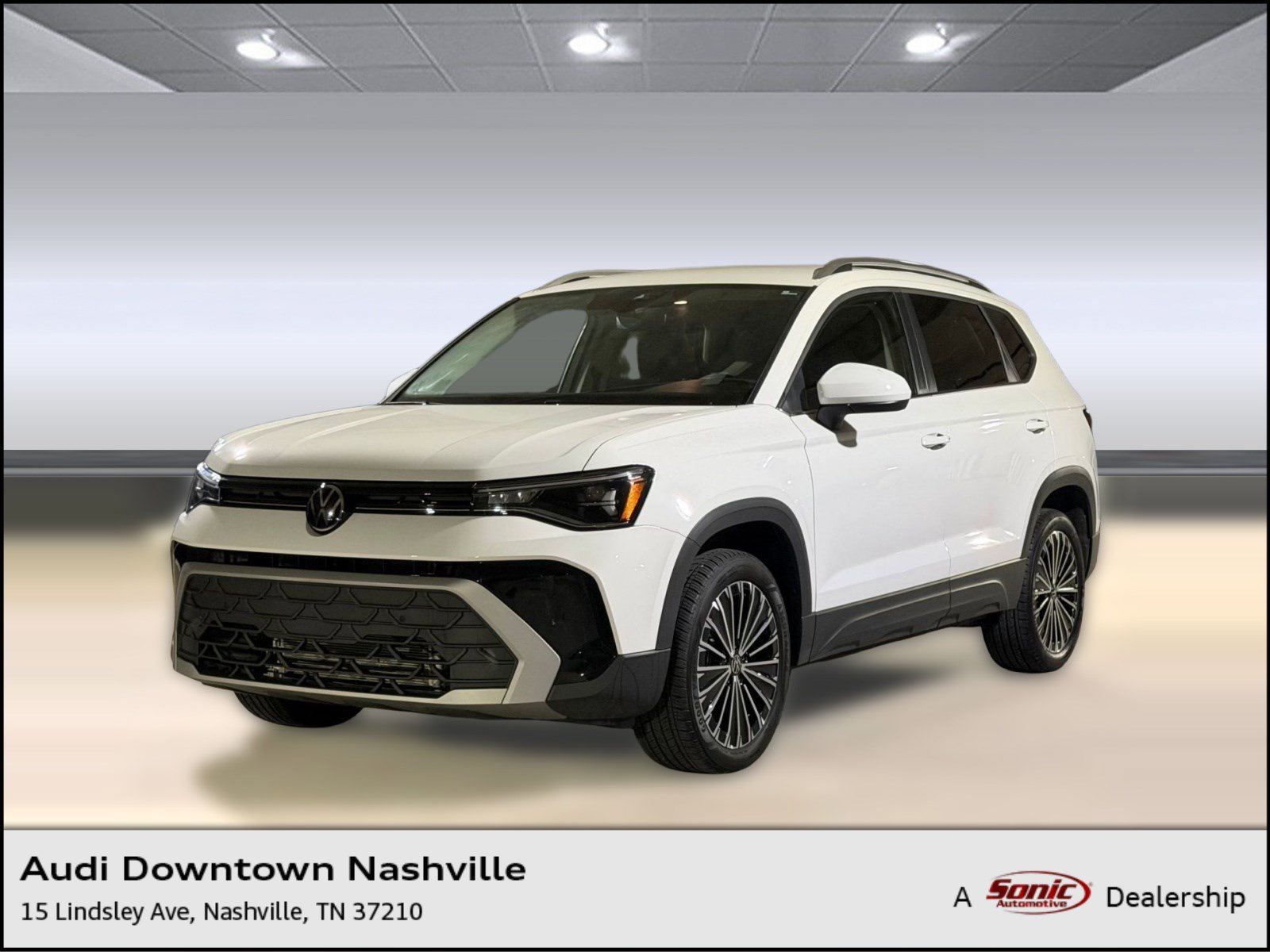 Used 2025 Volkswagen Taos SE FWD image 1
