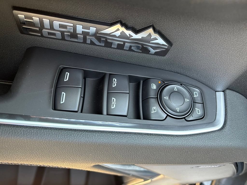 New 2026 Chevrolet Silverado 1500 High Country AWD/4WD image 12