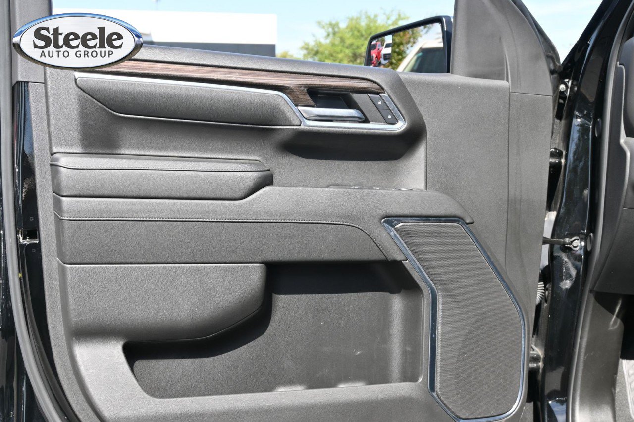 Certified 2024 Chevrolet Silverado 1500 LT AWD/4WD image 19