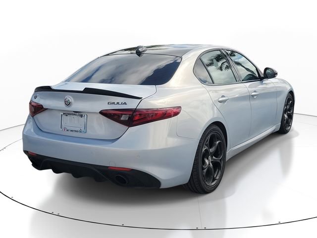 Used 2021 Alfa Romeo Giulia Ti Sport image 4