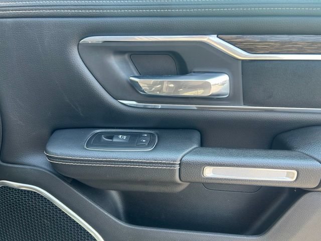 Used 2019 RAM 1500 Laramie AWD/4WD image 26
