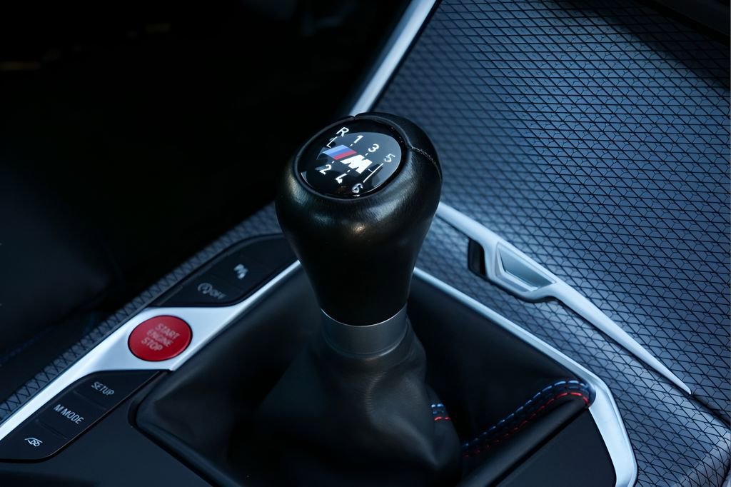 Used 2023 BMW M2 w/ Lighting Package image 78