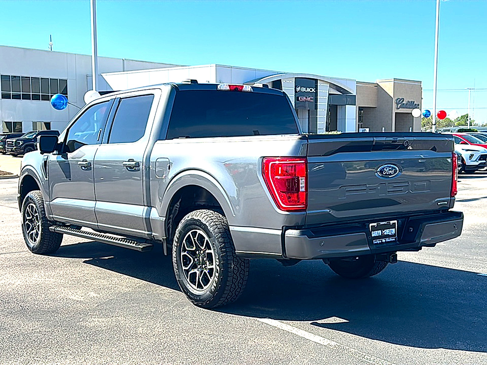 Used 2022 Ford F150 XLT w/ Equipment Group 302A High AWD/4WD image 6