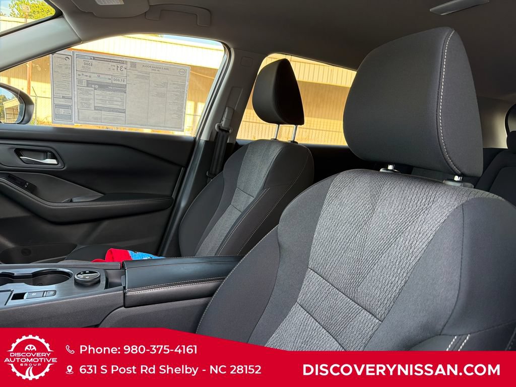 New 2026 Nissan Rogue SV AWD/4WD image 13
