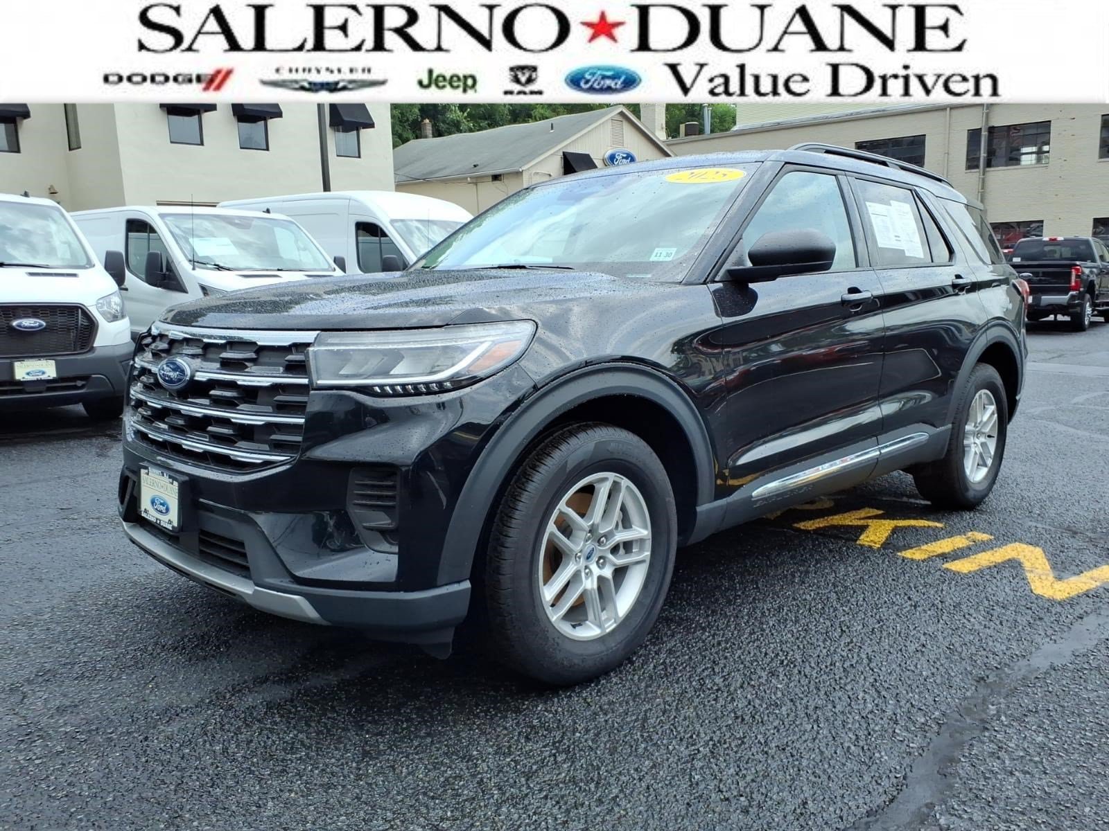 Used 2025 Ford Explorer Active AWD/4WD video 1