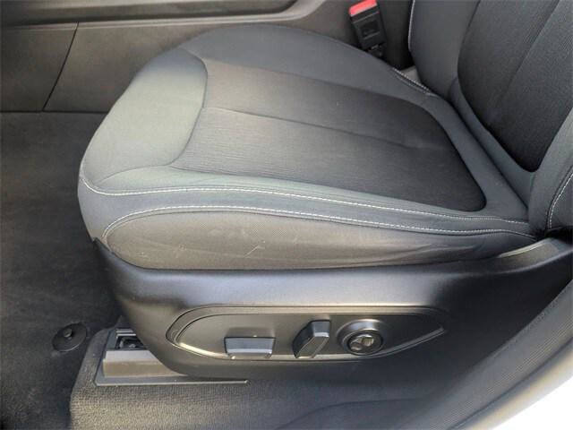 Certified 2023 Jeep Grand Cherokee Laredo image 15