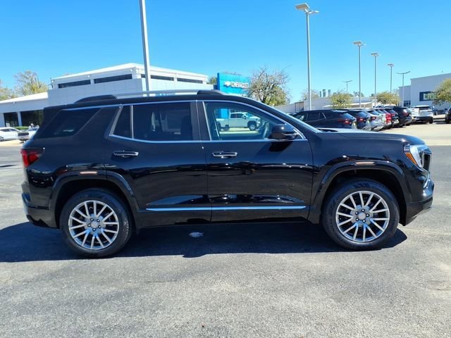 New 2026 GMC Terrain Denali w/ LPO, Black Badging Package AWD/4WD image 4
