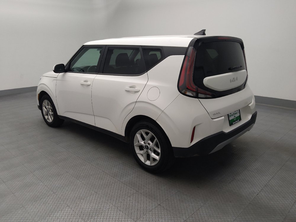 Used 2023 Kia Soul LX w/ Option Group 015 FWD image 5