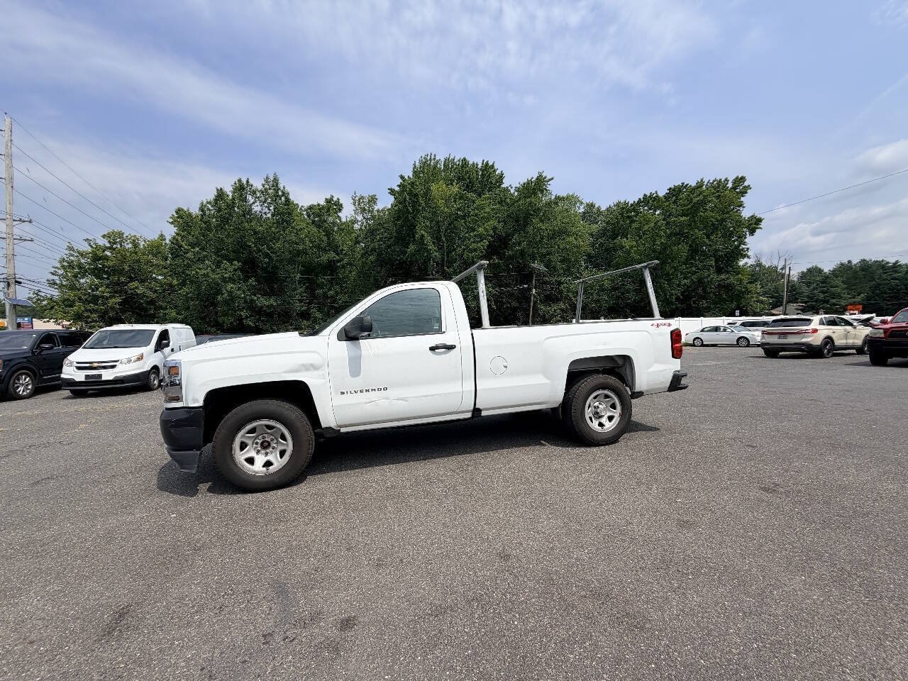 Used 2017 Chevrolet Silverado 1500 W/T w/ Trailering Package AWD/4WD image 20