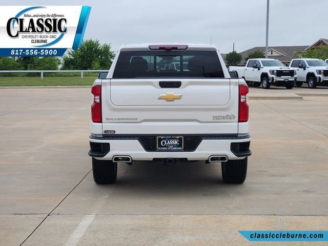 Used 2025 Chevrolet Silverado 1500 High Country AWD/4WD image 8