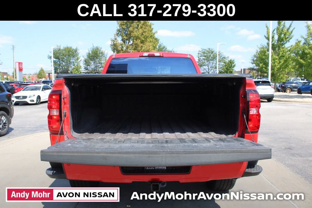 Used 2018 Chevrolet Silverado 1500 LT w/ LT Convenience Package AWD/4WD image 10