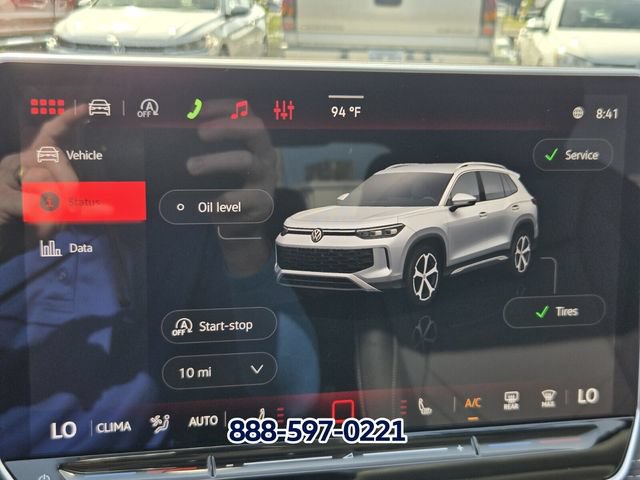New 2026 Volkswagen Tiguan SE FWD image 15