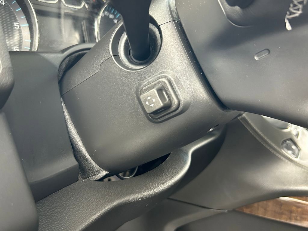 Used 2020 Chevrolet Tahoe LT AWD/4WD image 14