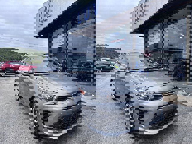 Used 2023 Kia Rio S image 1