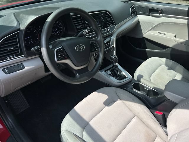 Used 2017 Hyundai Elantra SE w/ Cargo Package FWD image 14