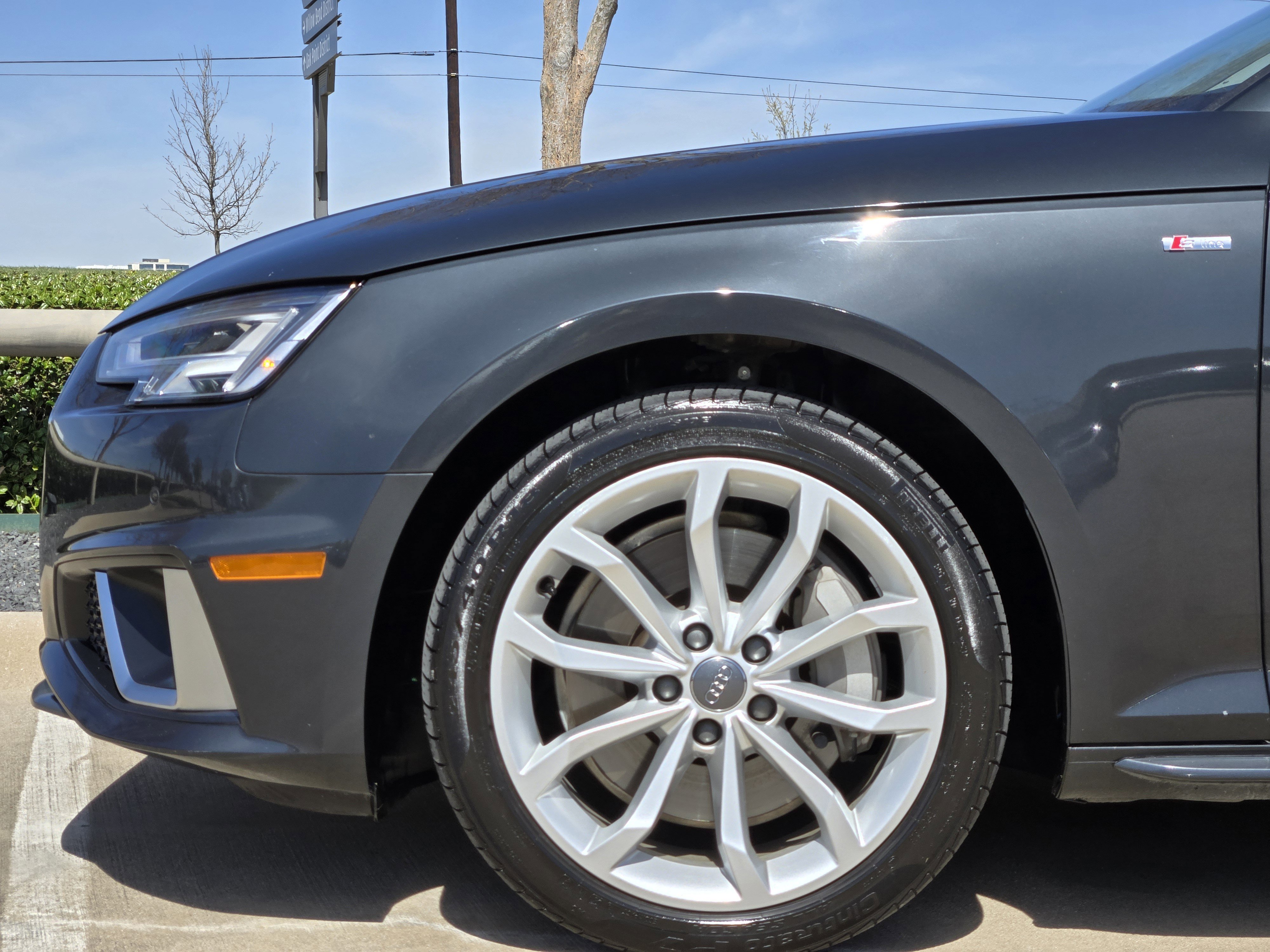 Used 2019 Audi A4 2.0T Premium Plus w/ Premium Plus Package image 13