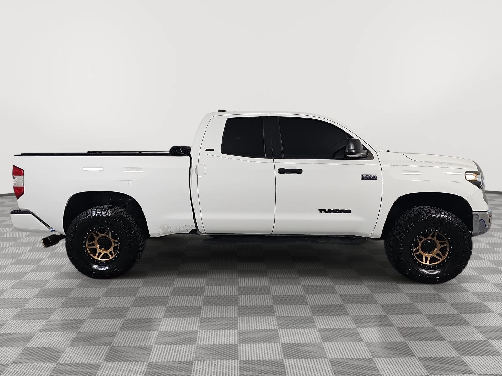 Used 2021 Toyota Tundra SR5 RWD image 9