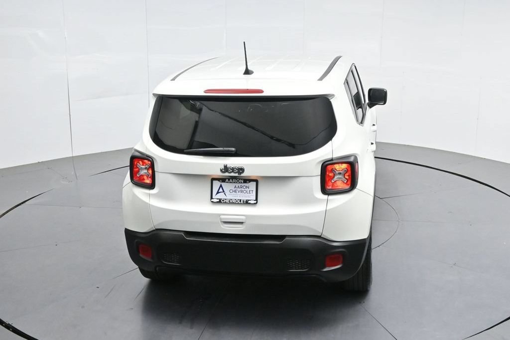 Used 2023 Jeep Renegade Latitude AWD/4WD image 52