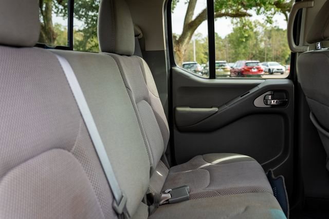 Used 2019 Nissan Frontier SV w/ Value Truck Package image 9