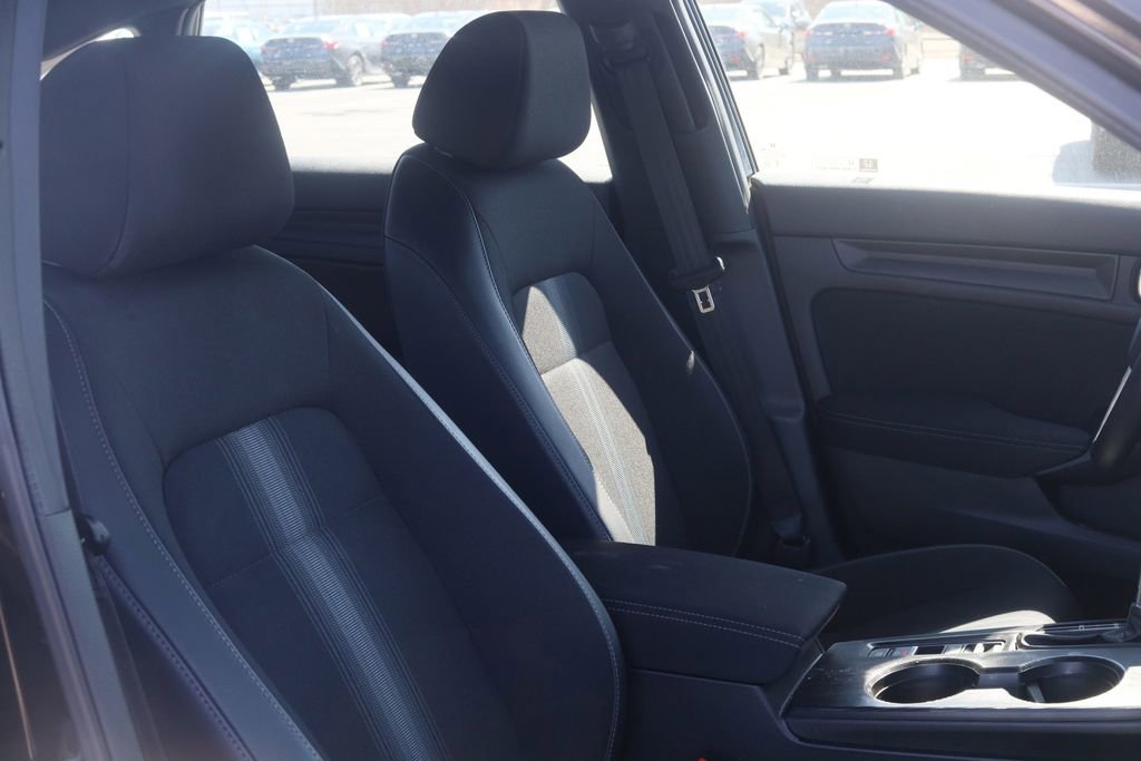 Used 2025 Honda Civic Sport image 14
