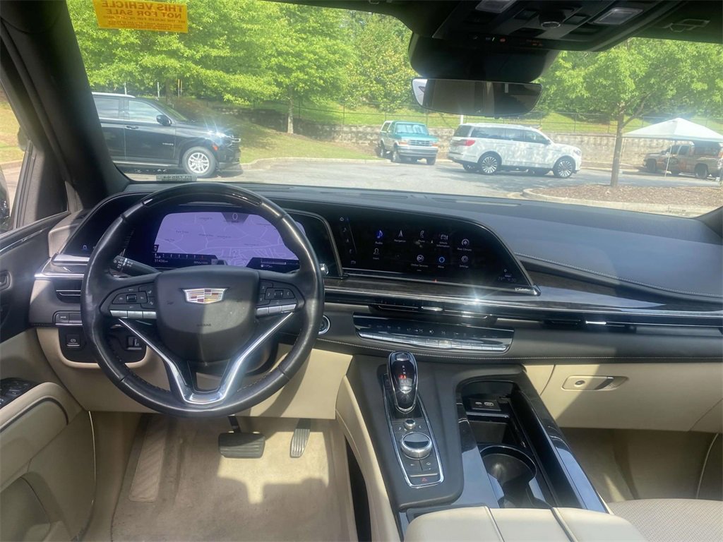 Used 2024 Cadillac Escalade Premium Luxury image 35
