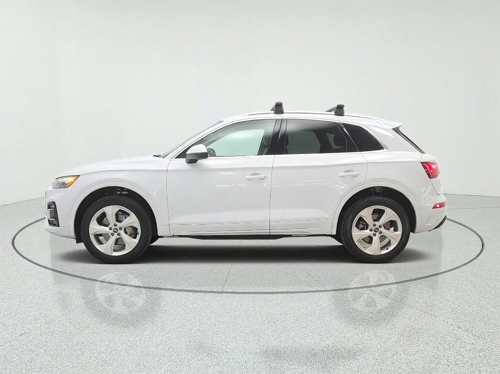 Used 2021 Audi Q5 2.0T Premium Plus w/ Premium Plus Package AWD/4WD image 8