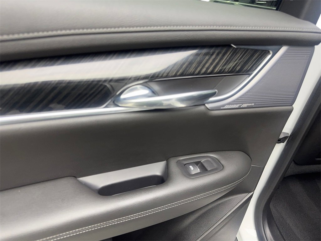 Used 2021 Cadillac XT6 Premium Luxury image 39