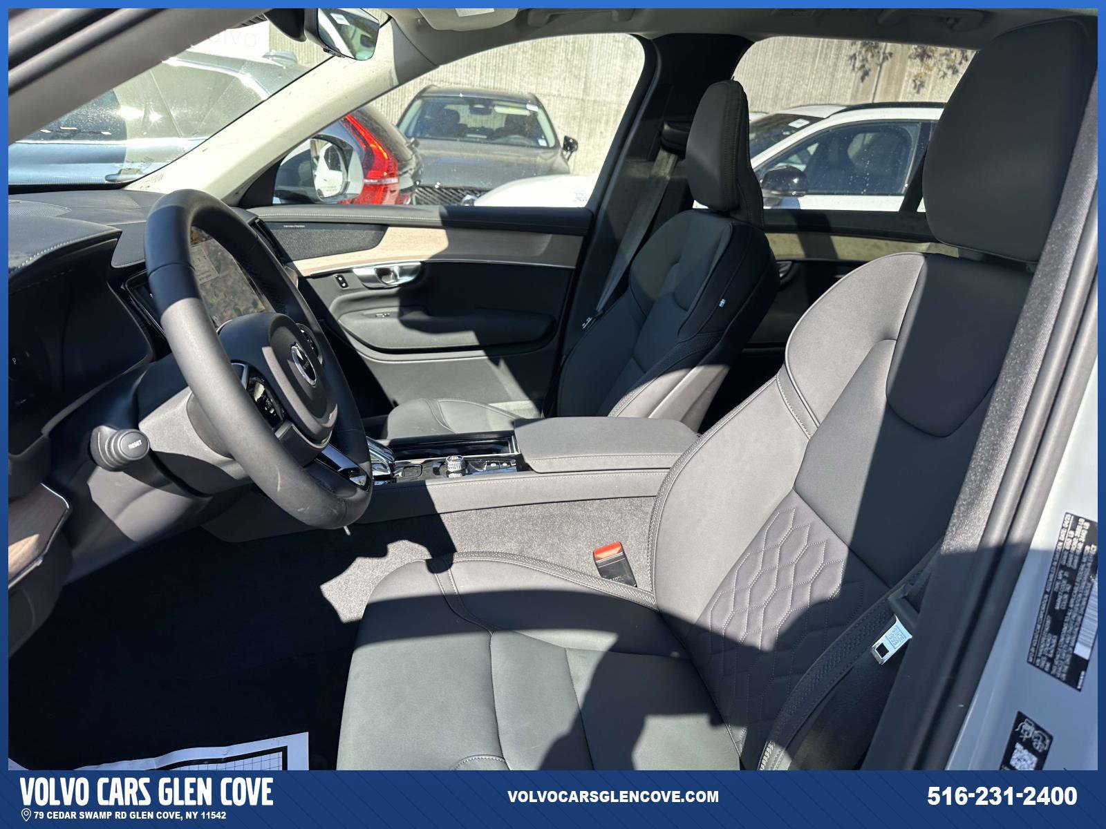 Used 2026 Volvo XC90 B6 Plus w/ Protection Package Premier image 14