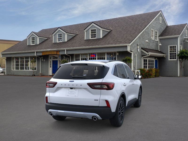 Used 2025 Ford Escape SE image 8