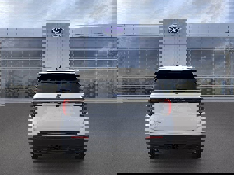 New 2025 Ford Explorer Active image 5