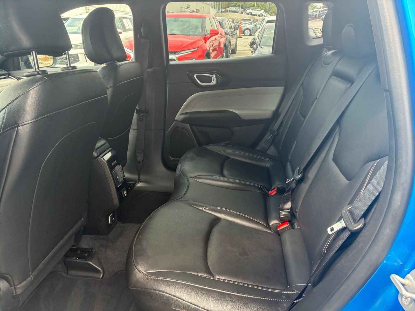 Used 2025 Jeep Compass Limited AWD/4WD image 20