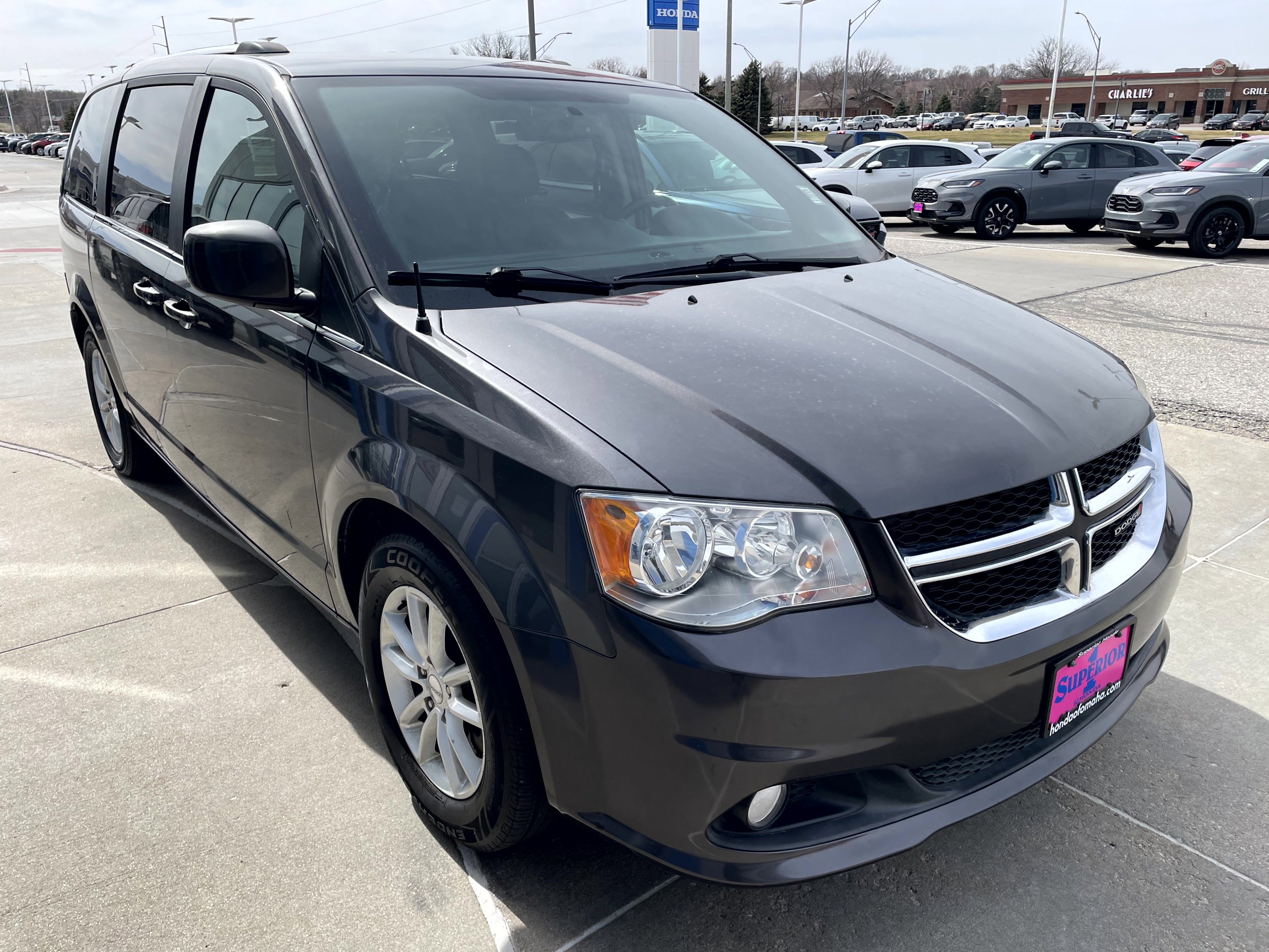 Used 2018 Dodge Grand Caravan SXT image 4