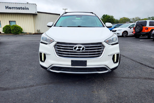 Used 2017 Hyundai Santa Fe SE AWD/4WD image 2