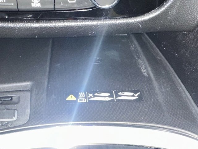 Used 2022 Buick Enclave Premium image 41