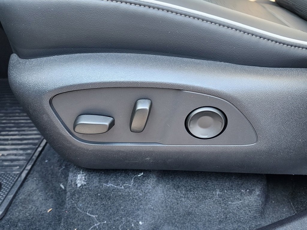 New 2026 Buick Enclave Sport Touring w/ Super Cruise Package image 18