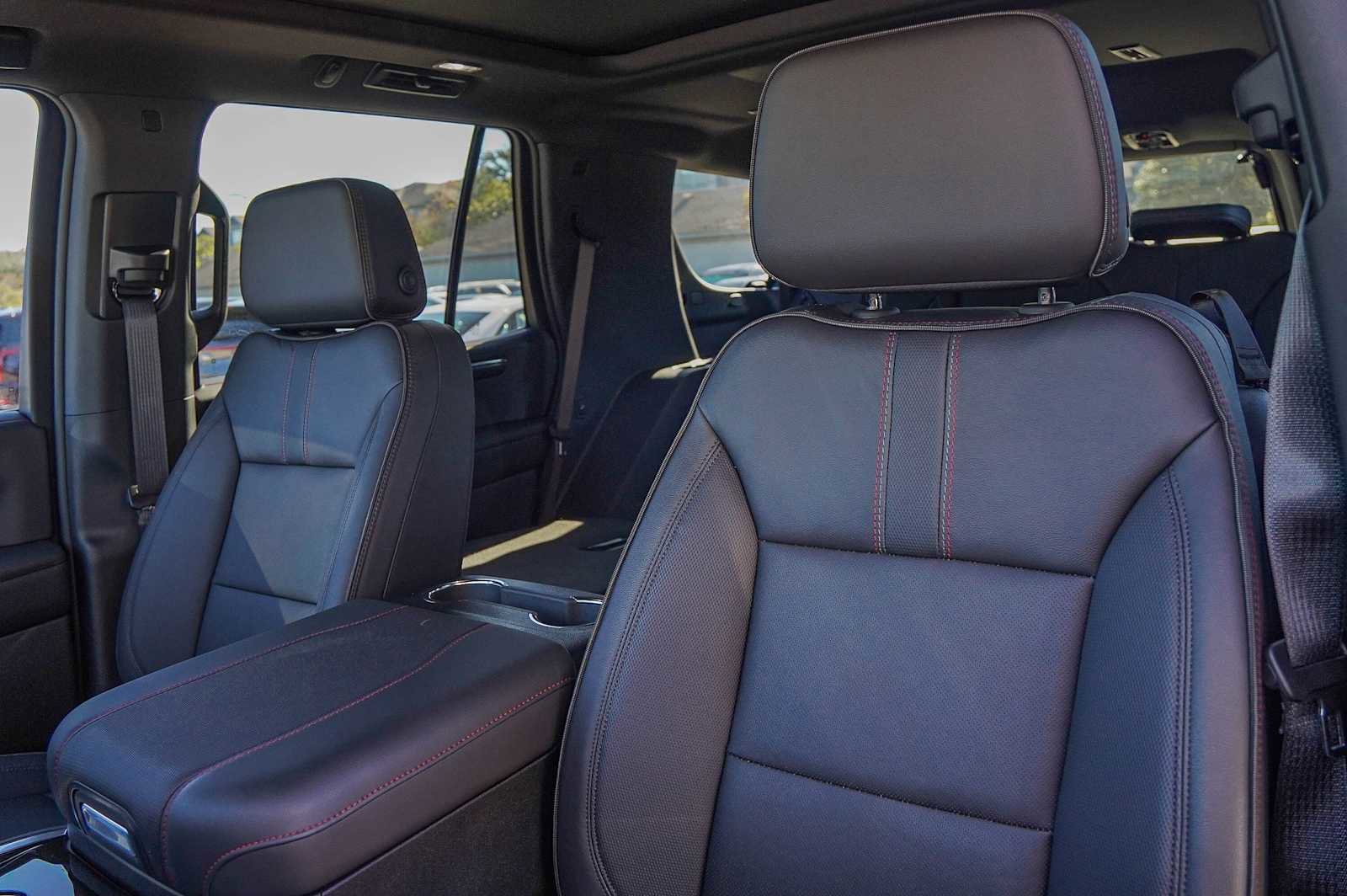 Used 2025 Chevrolet Tahoe RST w/ RST Capability Package image 11