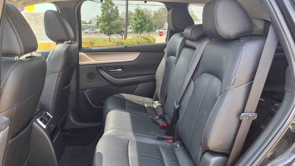 Used 2025 MAZDA CX-90 3.3 Turbo w/ Preferred Package image 18