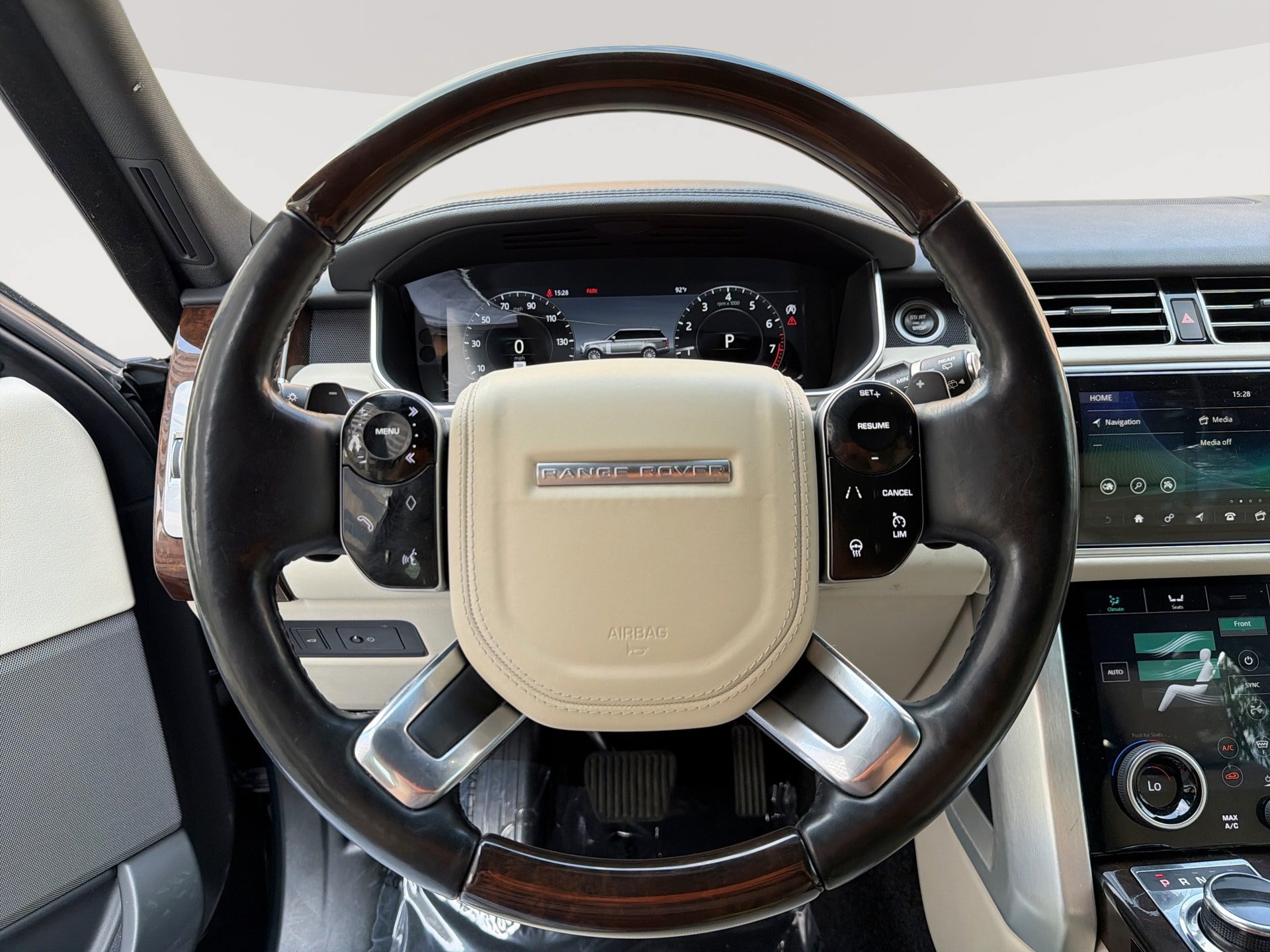 Used 2020 Land Rover Range Rover HSE AWD/4WD image 11