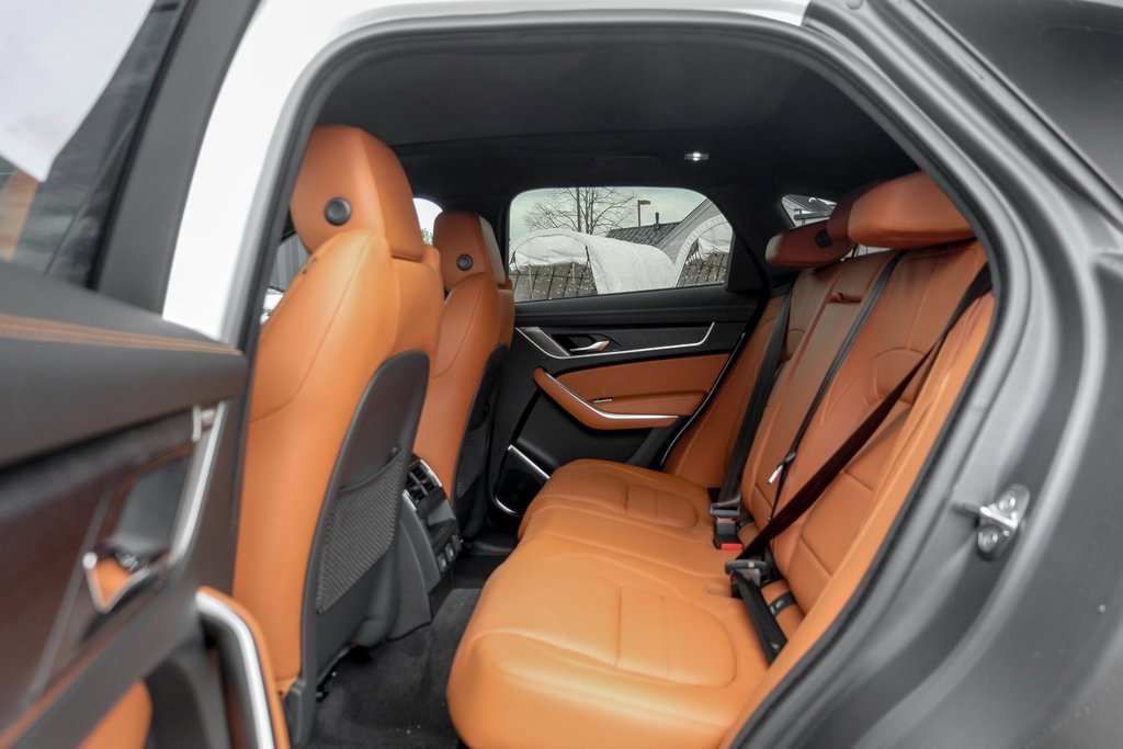 New 2026 Jaguar F-PACE R-Dynamic S image 16
