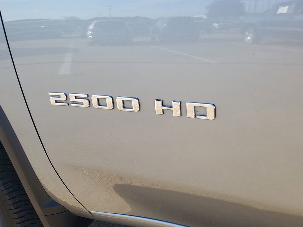 Used 2025 Chevrolet Silverado 2500 LT w/ Safety Package image 9