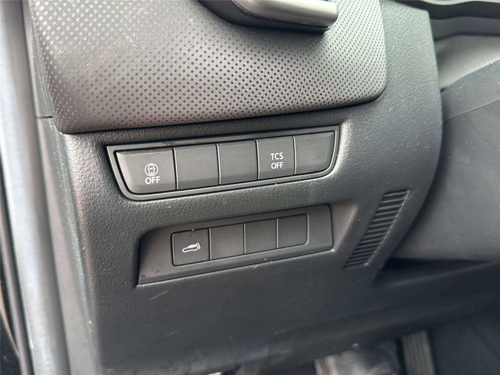 Used 2025 MAZDA CX-50 AWD 2.5 S w/ Preferred Package image 23