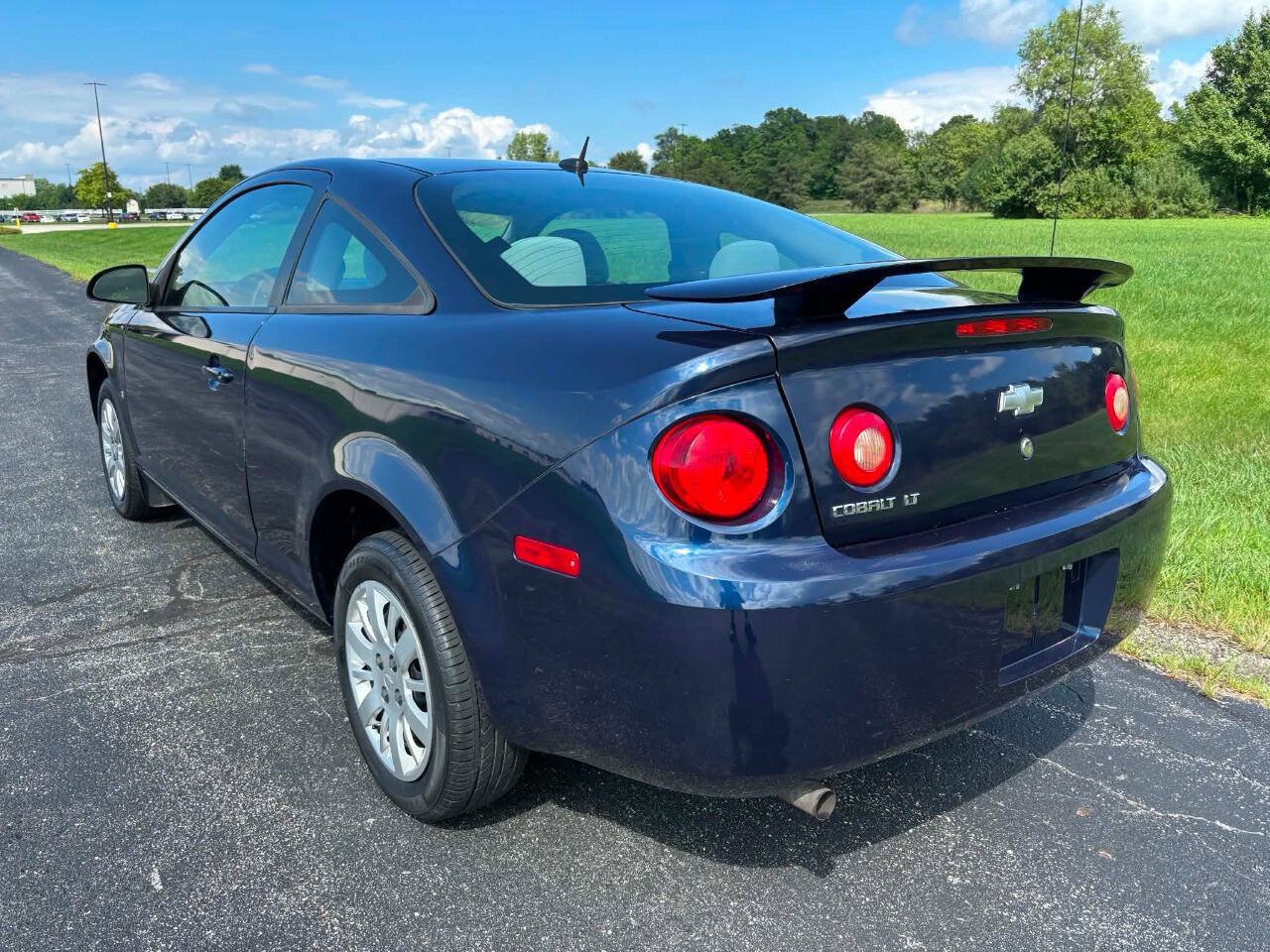 Used 2009 Chevrolet Cobalt LT FWD image 6