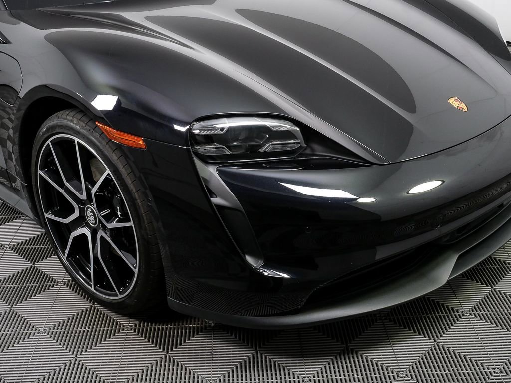 Certified 2024 Porsche Taycan 4S image 39