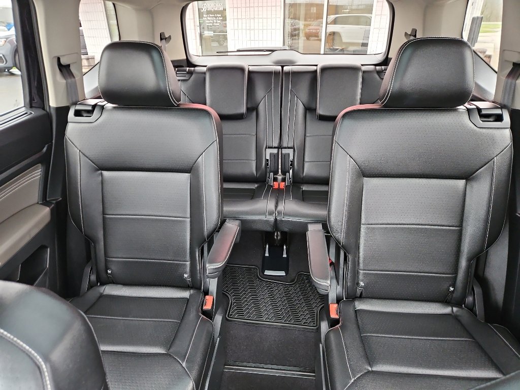 Used 2021 Volkswagen Atlas SE image 12