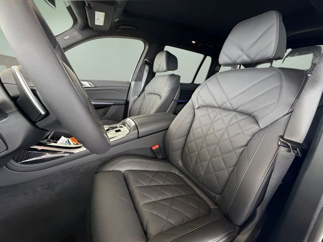 Certified 2026 BMW X7 xDrive40i w/ M Sport Package AWD/4WD image 27