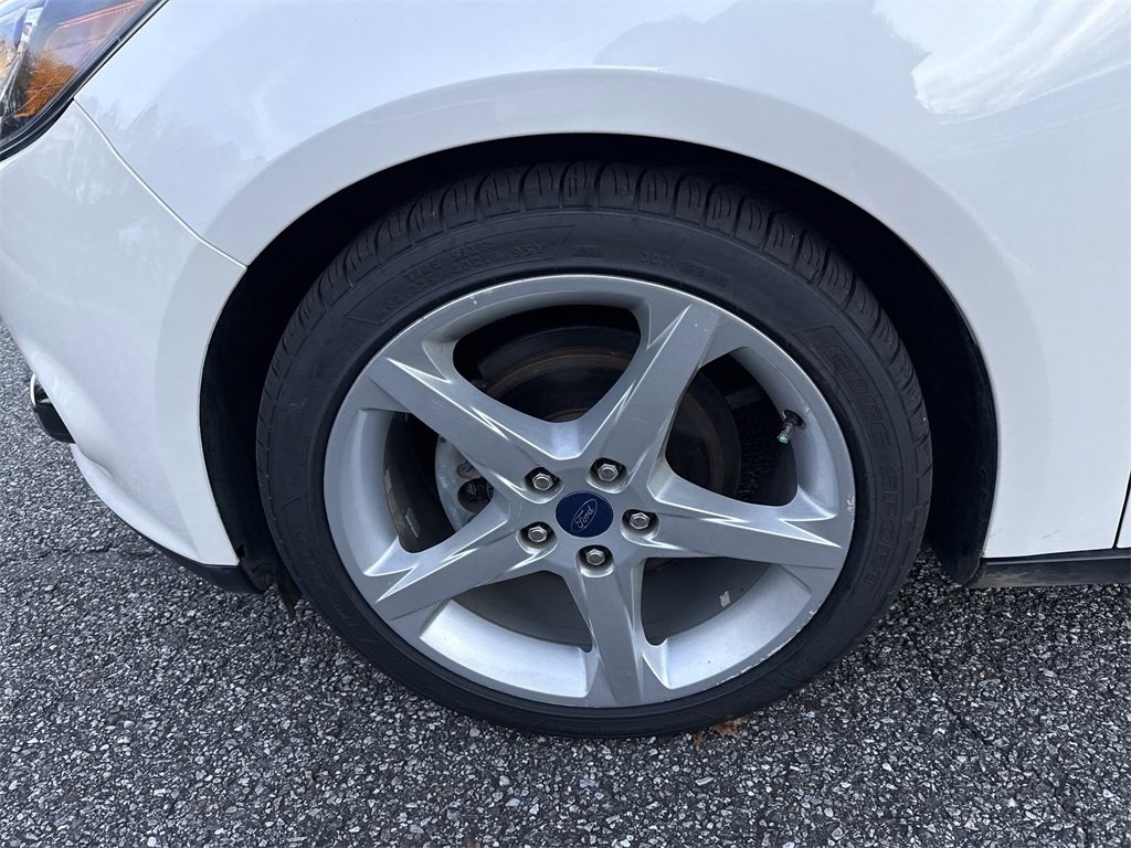 Used 2014 Ford Focus Titanium image 11