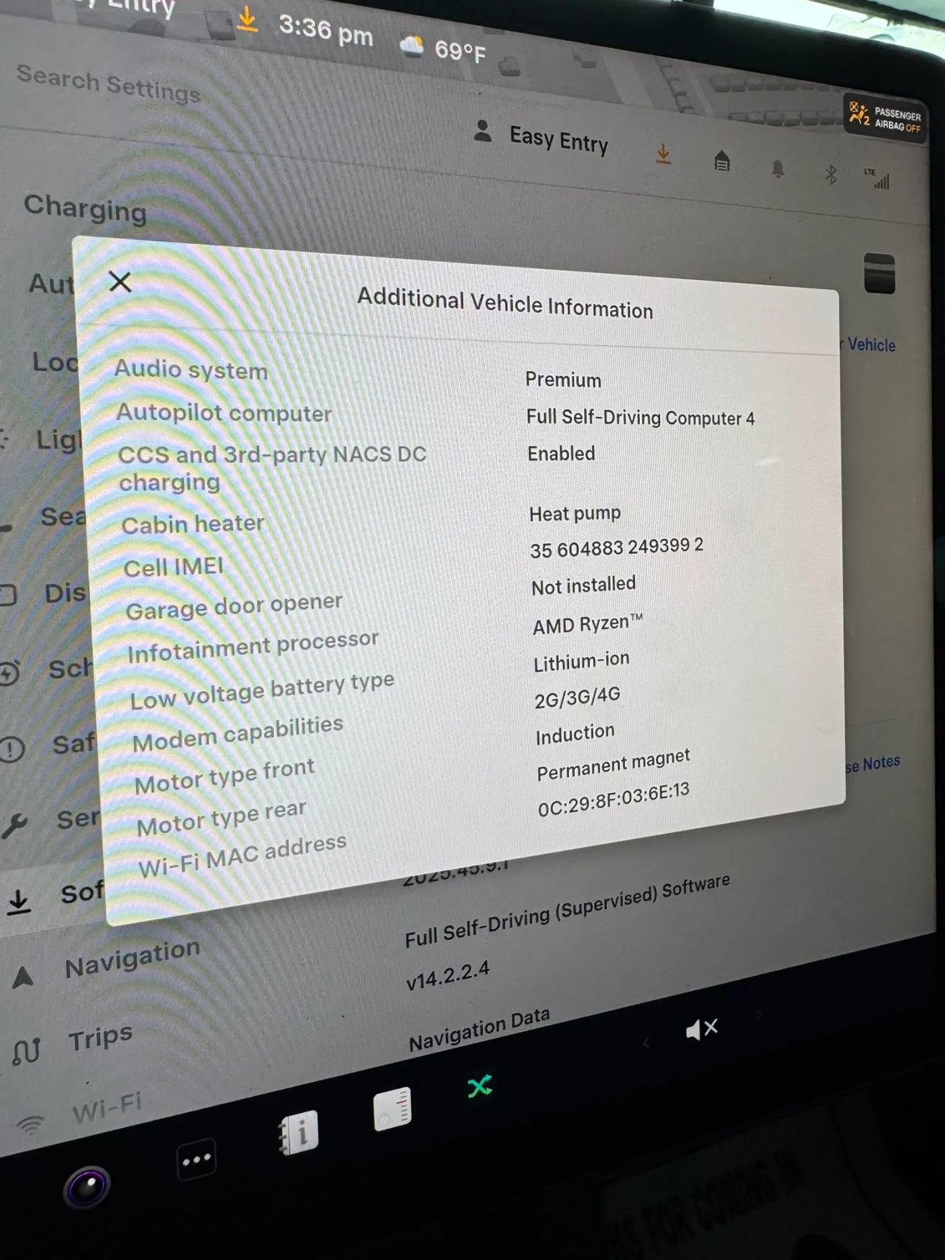 Used 2024 Tesla Model Y Long Range image 31